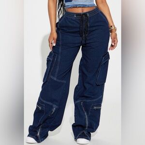 Fashion Nova cargo Jeans